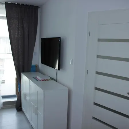 Apartment Bursztynek Z Miejscem Postojowym
