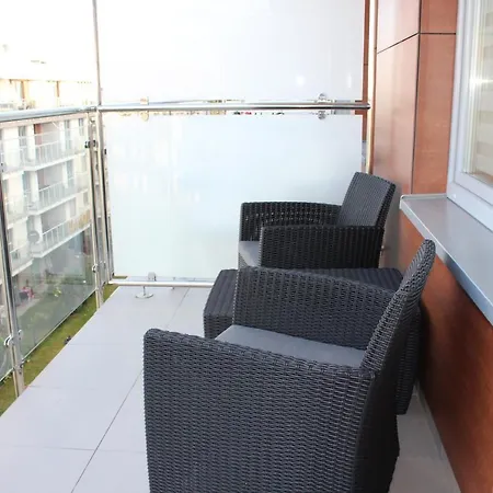 Bursztynek Z Miejscem Postojowym Apartamento Kołobrzeg