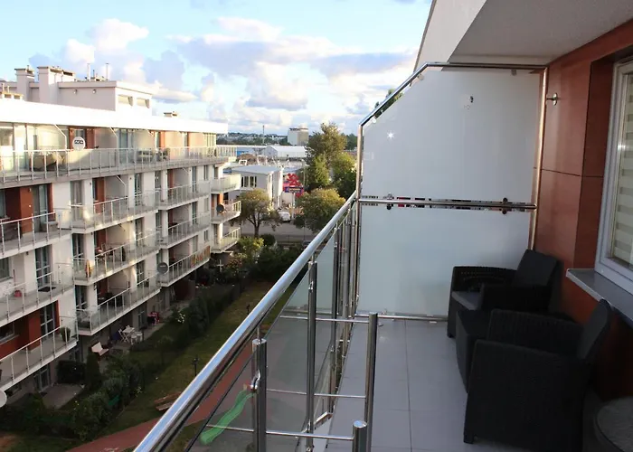 Bursztynek Z Miejscem Postojowym Апартаменты *